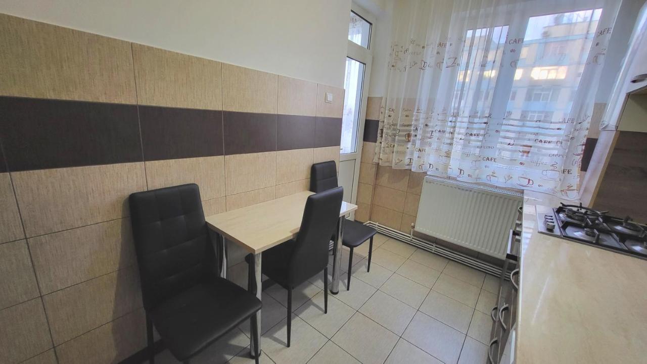 Apartament Navi Onesti Exterior foto
